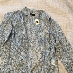 Blue GAP long sleeve button up top